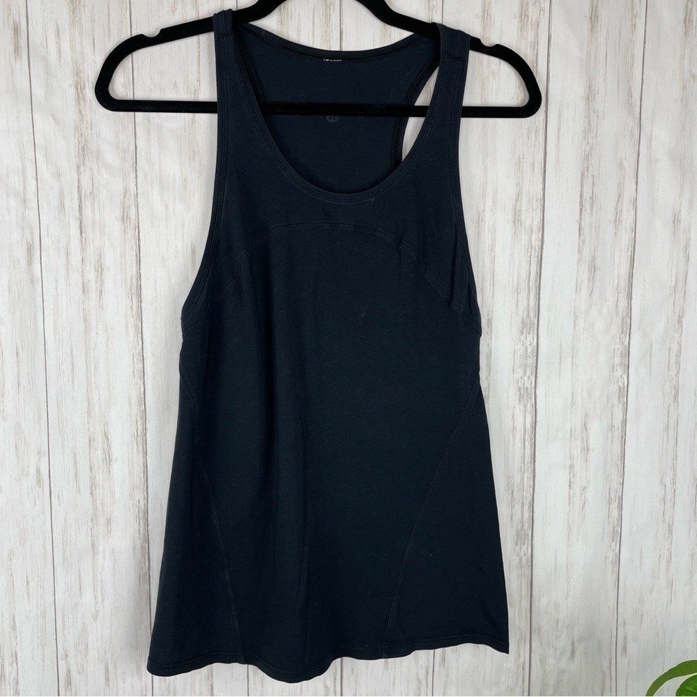 Lululemon black tank